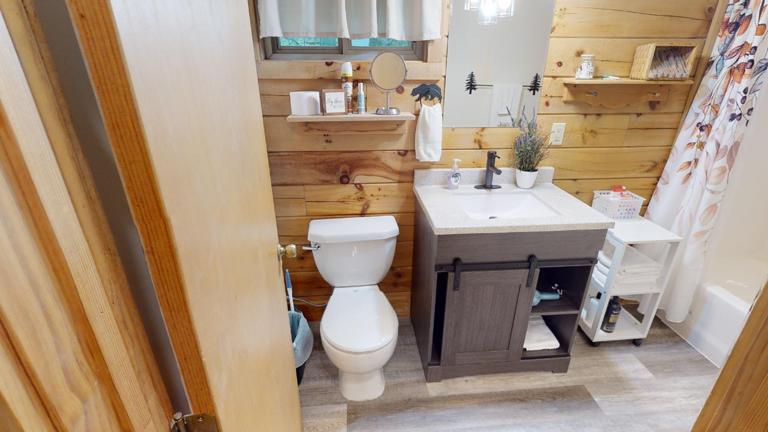 Aspen Cabin Hocking Hills