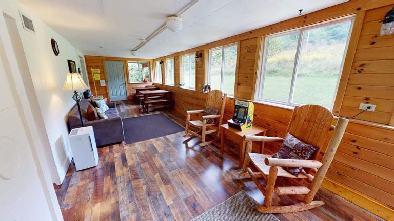 Red Oak Cabin - Hocking Hills Red Oak Cabin - Hocking Hills