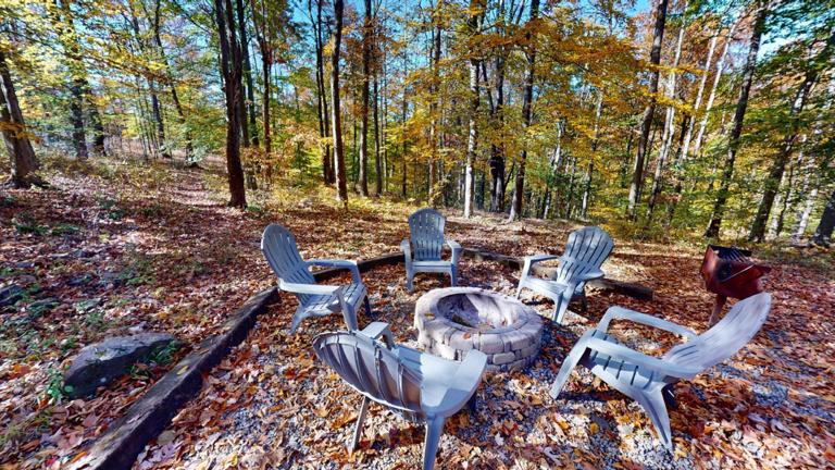 Redbud Cabin Hocking Hills